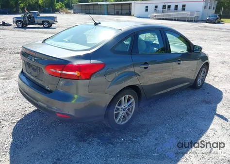 2018 Ford Focus Se z USA, uszkodzony, nr VIN 1FADP3FE1JL238012